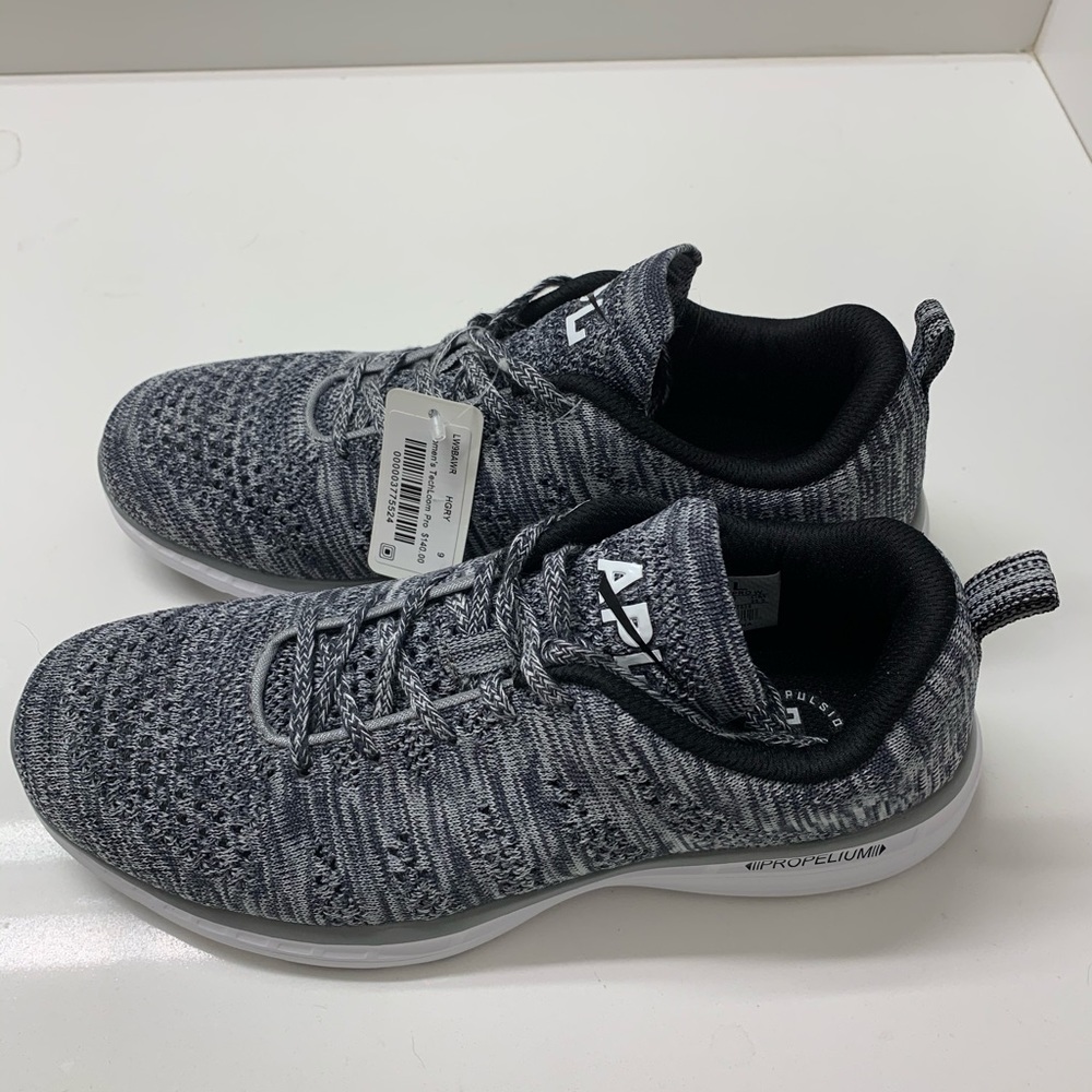 TechLoom Pro Knit Running Shoe